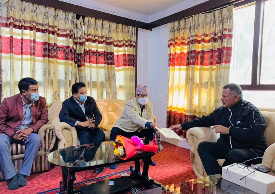 सहज रुपमा भ्याक्सीन उपलब्ध गराउन परिवार दलद्वारा सरकारलाई ध्यानाकर्षण 