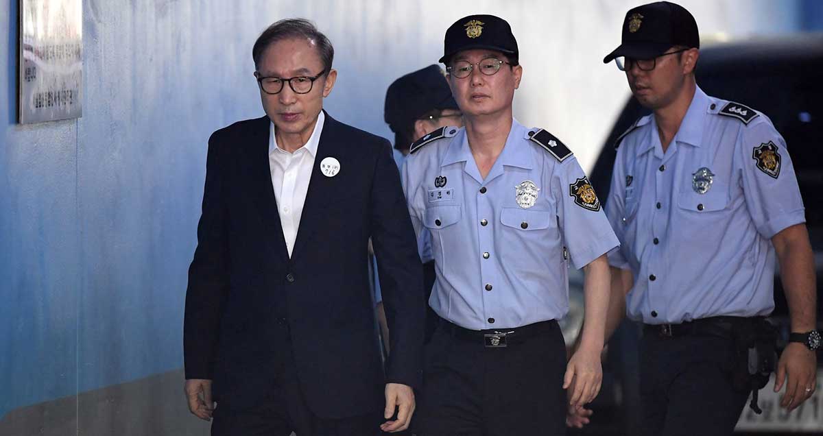 दक्षिण कोरियाका पूर्वराष्ट्रपति लीको जेल सजाय मिनाह