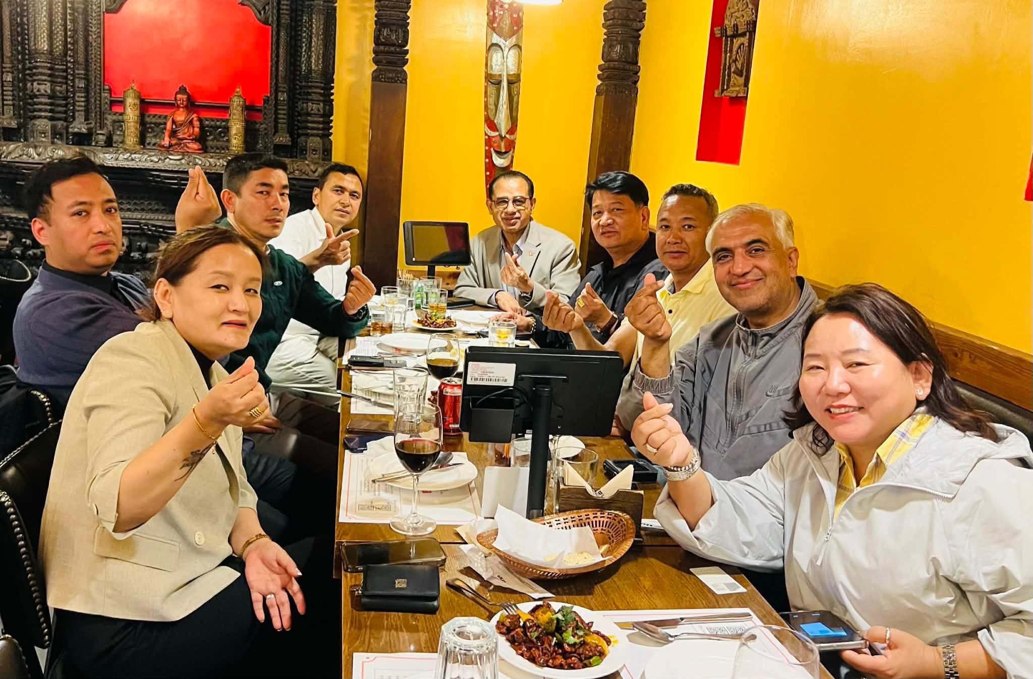 एनआरएनए कोरियाका पूर्व तथा वर्तमान अध्यक्षहरूबीच भेटघाट “अब फुट्दैनौं, जुट्छौं”