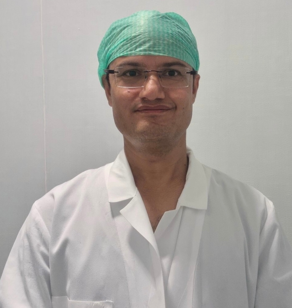 म सामान्य परिवारमा जन्मेको हुँ, आमाले निकै दुख गरेर पढाउनु भयो, आमाले सधै दुखी र रोगीको सेवा गरेस् भन्नु हुन्थ्यो, त्यसैले आमाको आत्माले शान्ति पाओस् भनेरै शिवर सञ्चालन